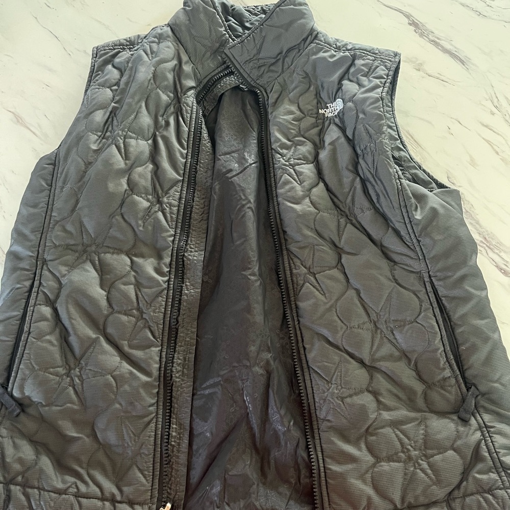 The North Face Women's Gray Quilted Vest